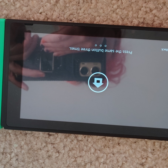 Nintendo Switch Without Dock Neon Green And Neon Pink Controllers - Picture 1 of 1